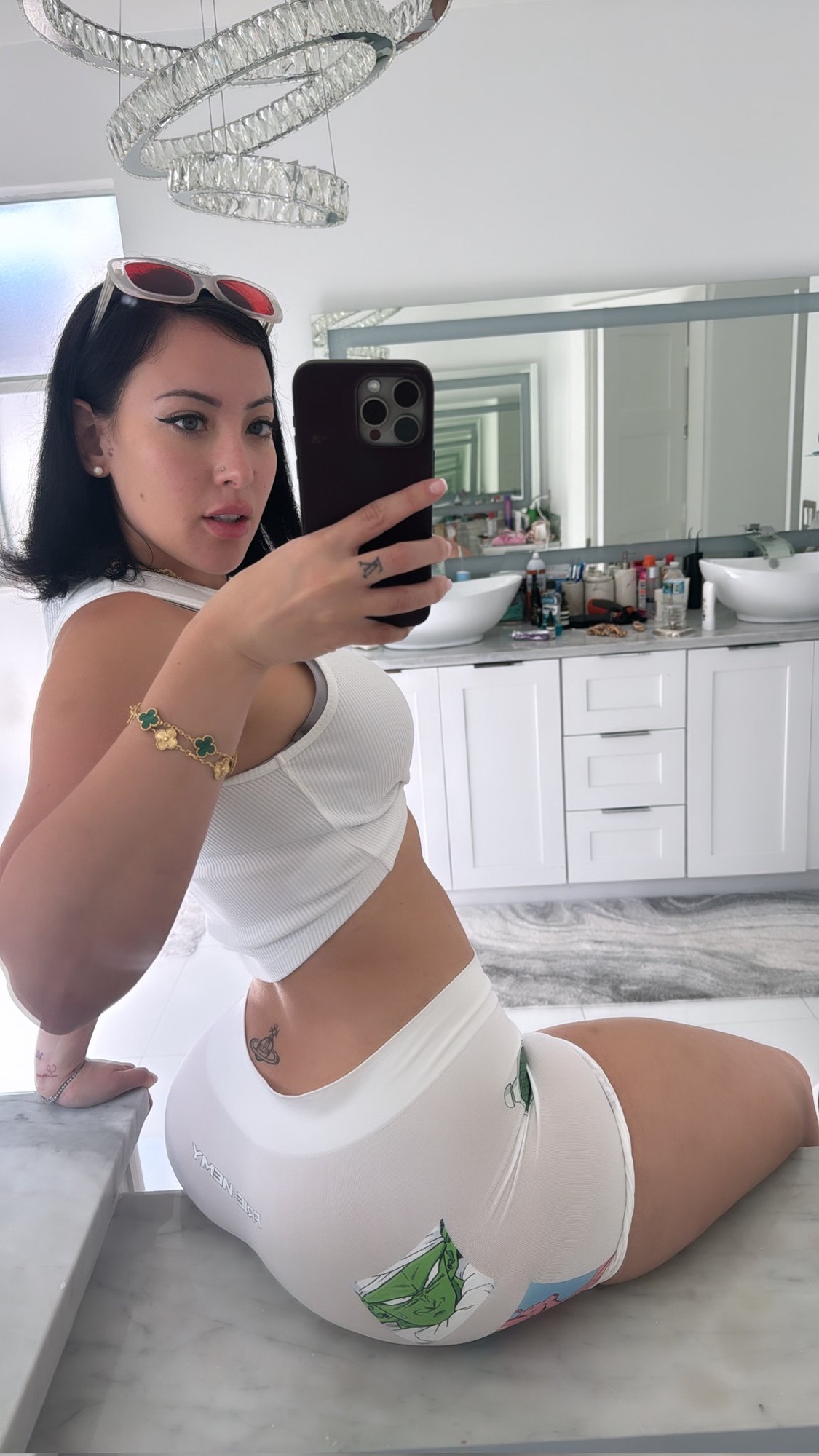 OnlyFans Star Woesenpai Exposed by Ex-Boyfriend – Abuse Allegations Go Viral