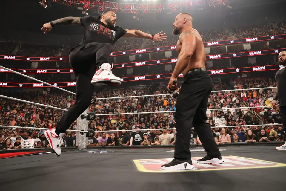 WWE SummerSlam 2025: Shocking Returns, Championship Chaos, and History Made 1 WWE SummerSlam 2025 delivered shocking returns, brutal matches, and unforgettable moments. From Roman Reigns' collapse to Rhea Ripley's domination, here’s everything you missed!