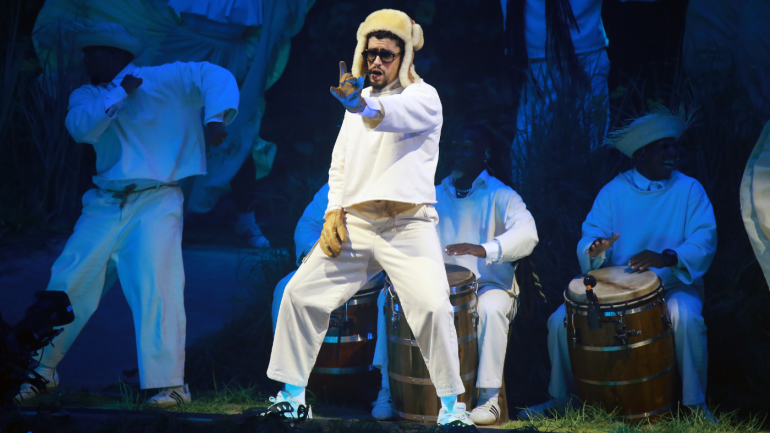 Bad Bunny to perform at Super Bowl LX halftime 2 bad bunny